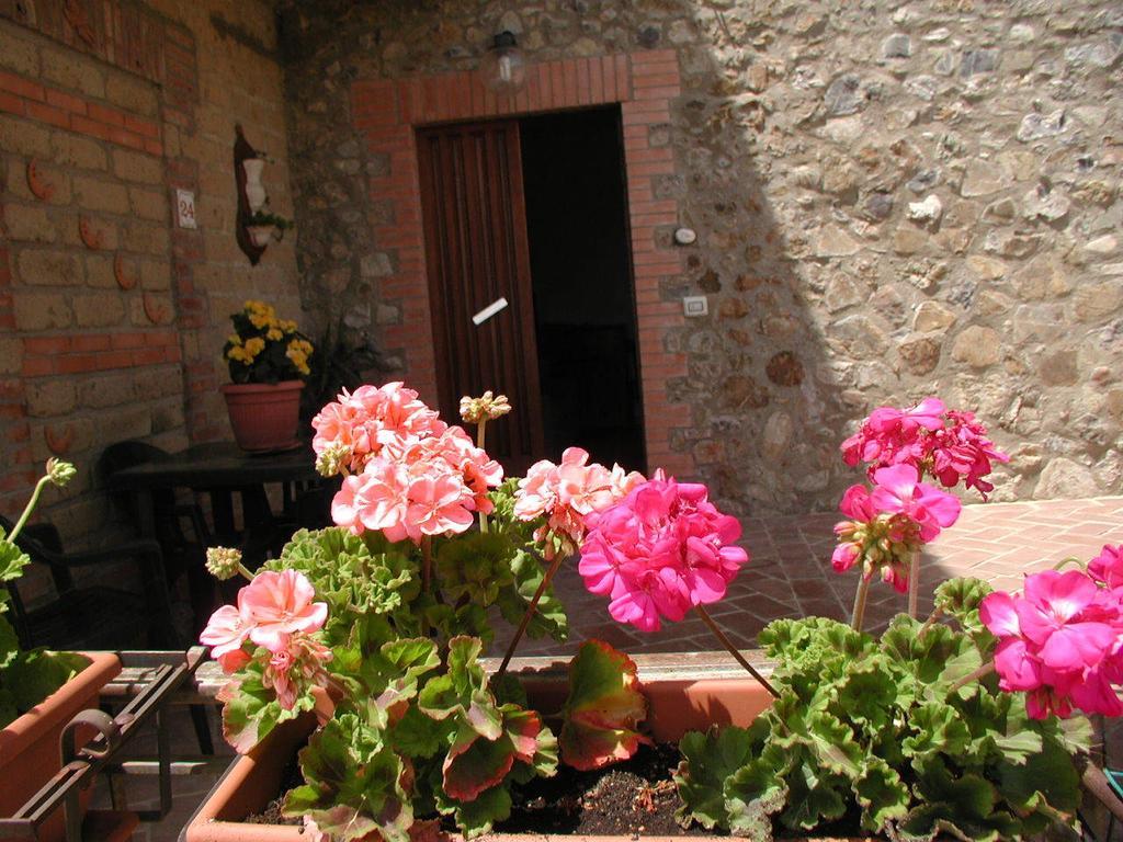 Casa Guaitoli Villa Bagni Di Petriolo Exterior photo